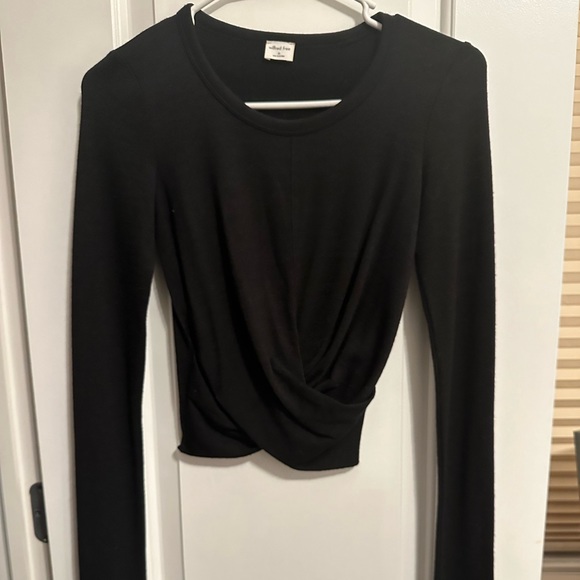 Aritzia Wilfred Free black long sleeve size xs - Picture 1 of 2